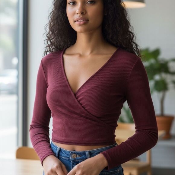 Forever 21 Burgundy Ribbed Crop Top - Picture 1 of 3